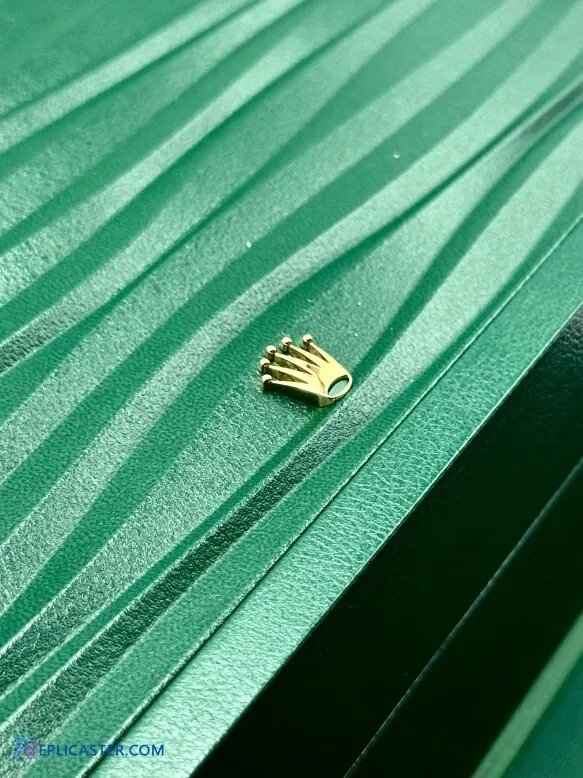 Rolex Extra Large Box #84 closed, top view