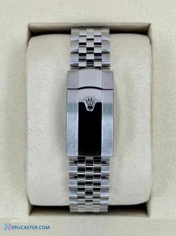 Datejust 36mm replica angled view in box