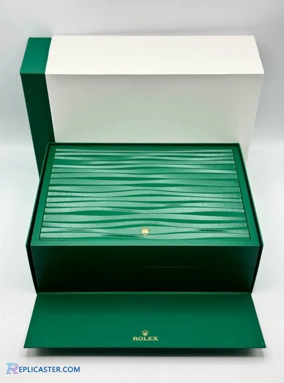 Rolex Extra Large Box #84 interior detail