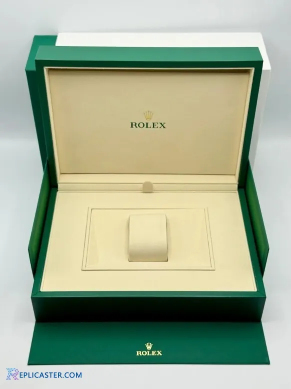 Rolex Extra Large Box #84 exterior texture