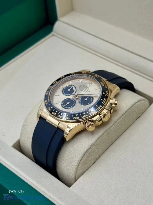 Rolex Daytona 40mm bezel detail