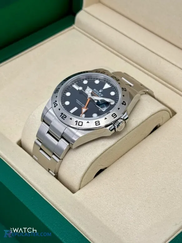 Rolex Explorer II 226570 bezel detail