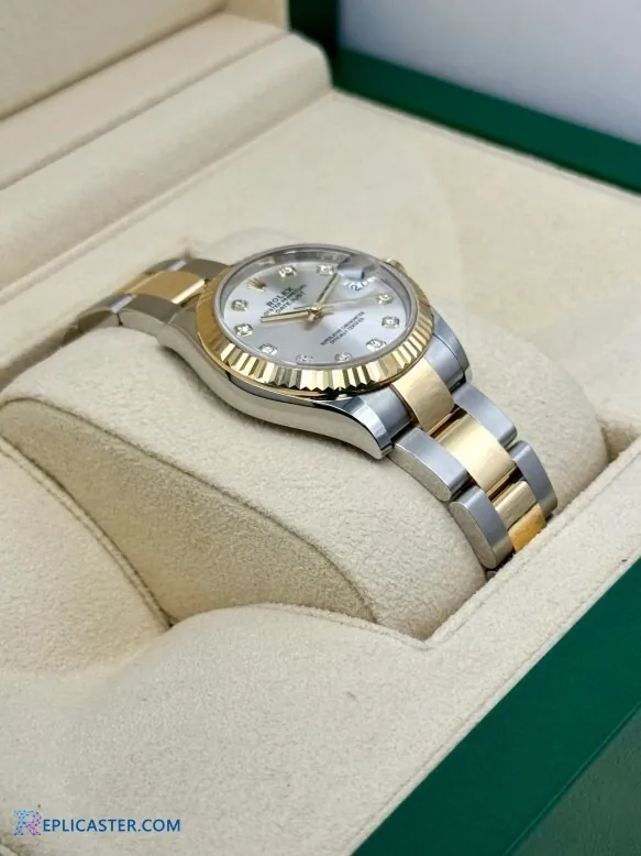 Rolex Datejust 31mm fluted bezel close-up