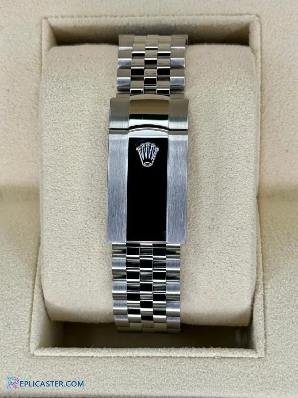 Rolex Datejust 41mm dial with date window