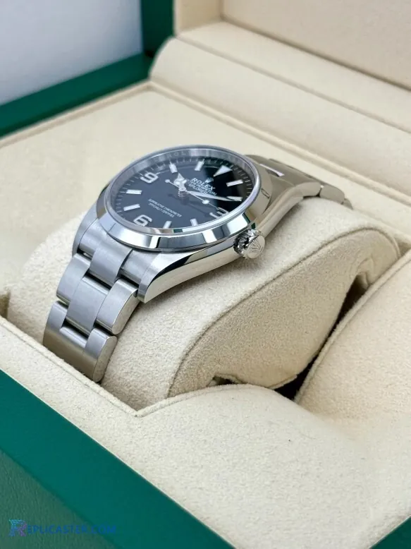 Rolex Explorer 36mm clasp detail, secure lock