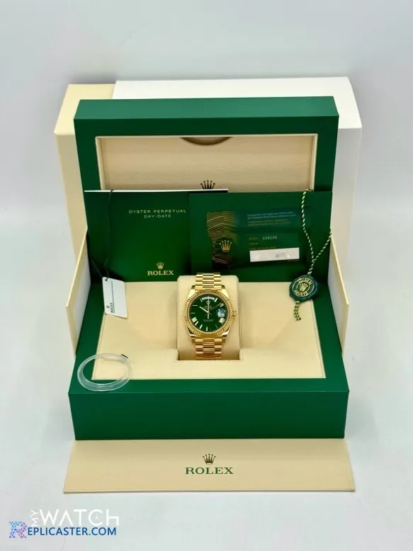 Rolex Day-Date 40mm green dial front view