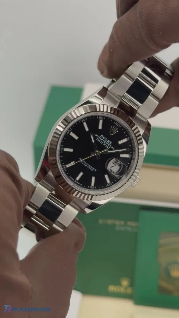 Datejust 41mm angled view