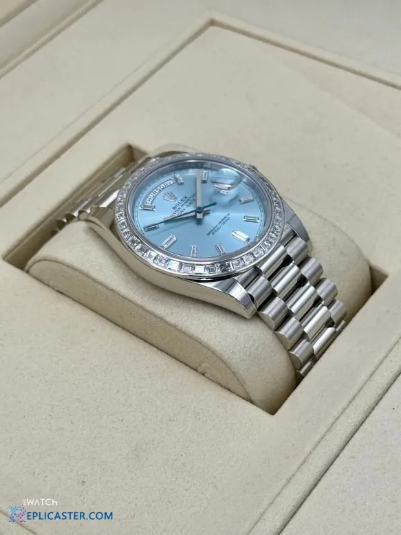 Rolex Day-Date 40mm case side view