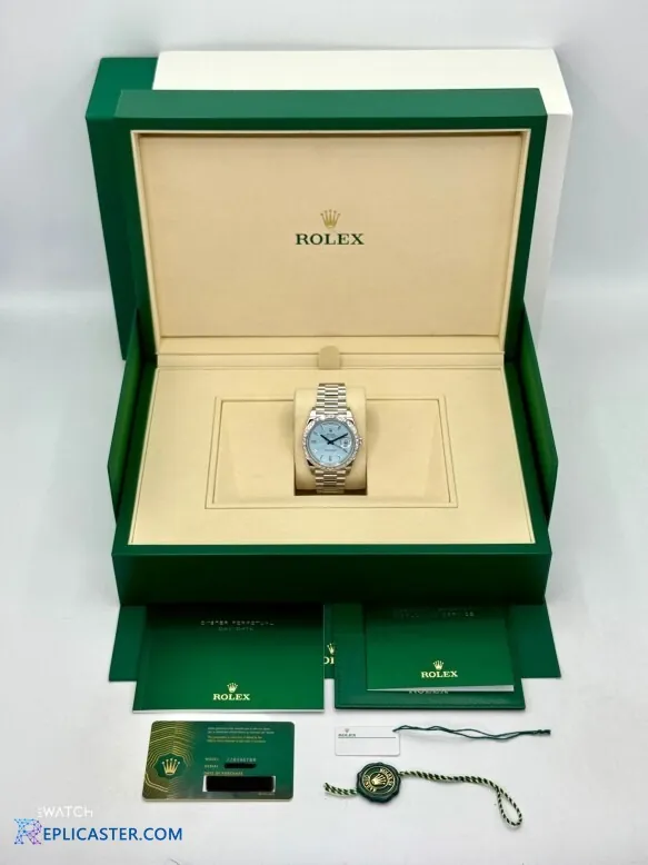 Rolex Day-Date 40mm replica in presentation box