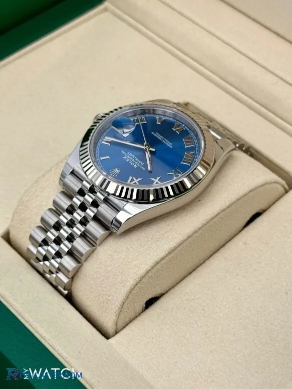 Datejust 41mm watch case detail