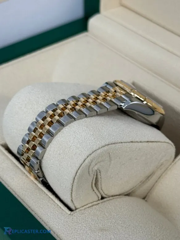 Rolex Lady Datejust 28mm replica, case side view