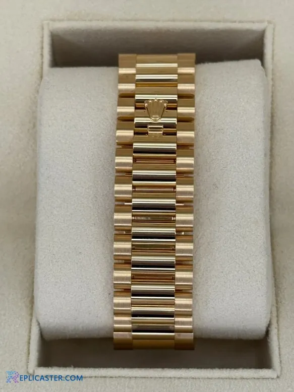 Rolex Day-Date 36mm watch in presentation box