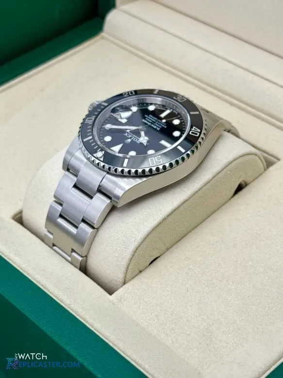 Submariner 41mm clone case side view