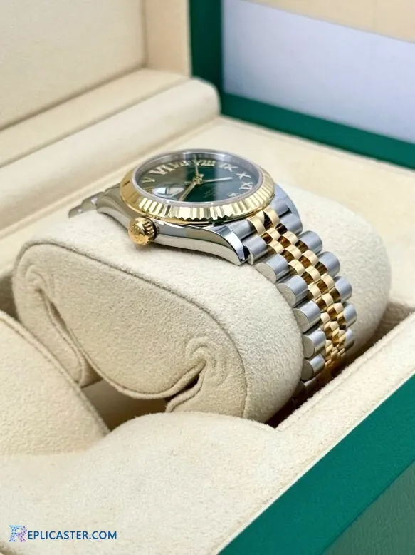 Datejust 31mm green dial with Roman numerals