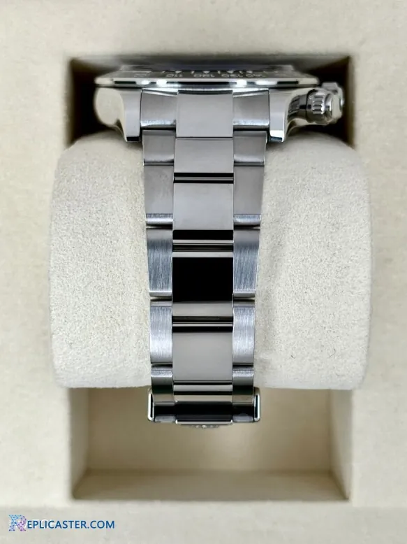 Rolex Daytona 40mm watch in presentation box