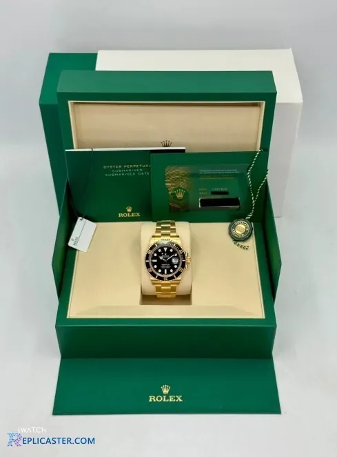 Rolex Submariner 41mm Yellow Gold main view