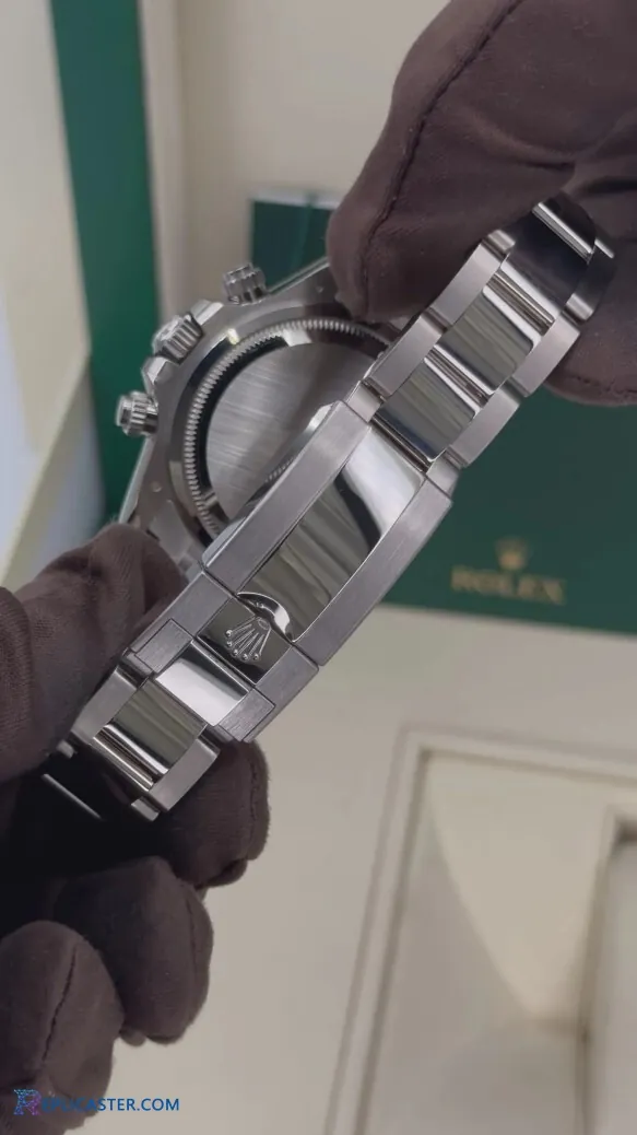 Rolex Daytona 40mm Swiss movement detail