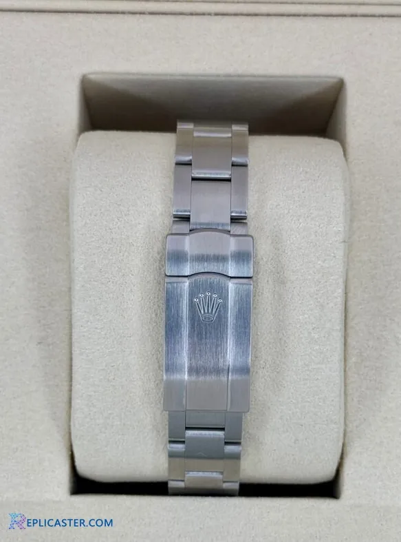 Rolex Oyster Perpetual 31mm case back view