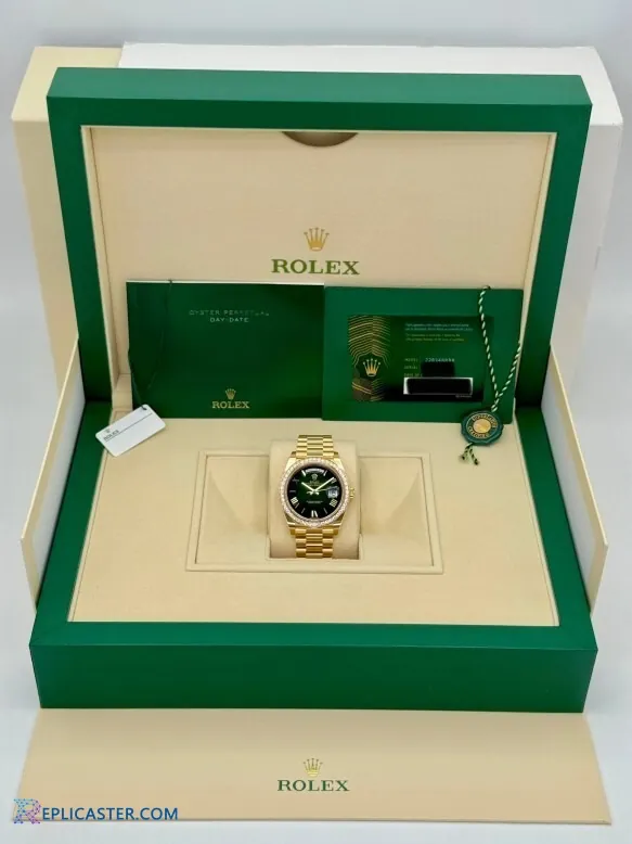 Rolex Day-Date 40mm watch clasp detail