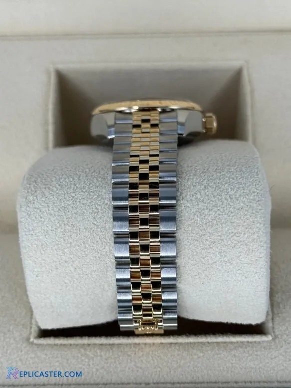 Rolex Lady Datejust 28mm replica in presentation box