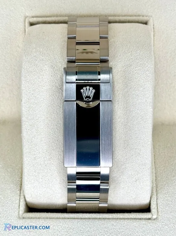 Rolex Daytona 40mm watch case back detail
