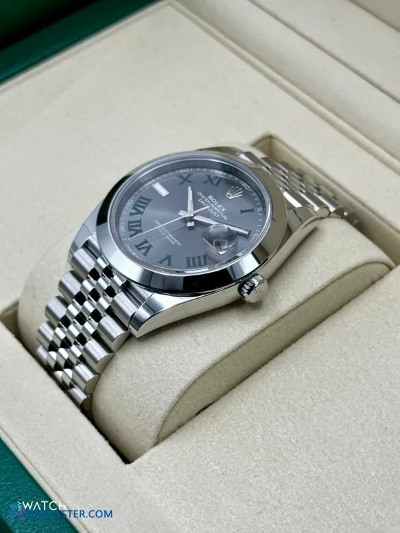 Datejust 41mm - Case and Bezel Detail