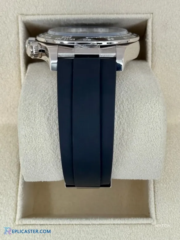 Rolex Daytona 40mm replica black rubber strap