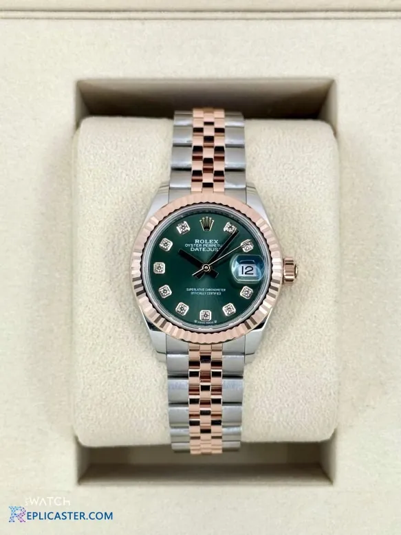 Datejust 28mm replica wrist shot