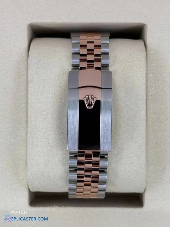 Rolex Datejust 41mm replica crown detail