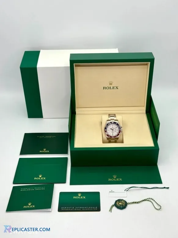 GMT-Master II Pepsi watch in presentation box