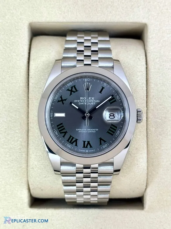 Datejust 41mm - Date Window and Dial Markings