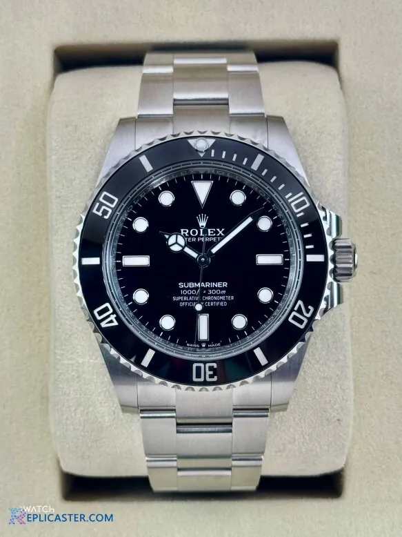 Submariner 41mm Clone - Watch on Wrist