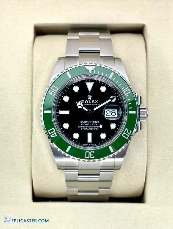 Submariner 41mm clone, Triplock crown detail