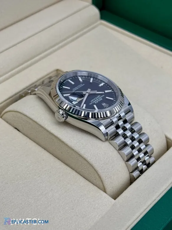 Datejust 36mm replica black dial close-up