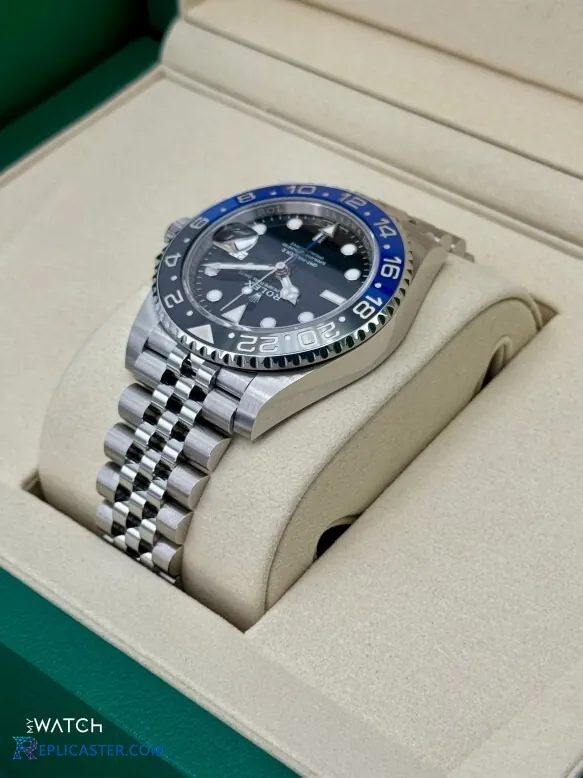 Rolex Clone Watch - 904L Bracelet Close-up