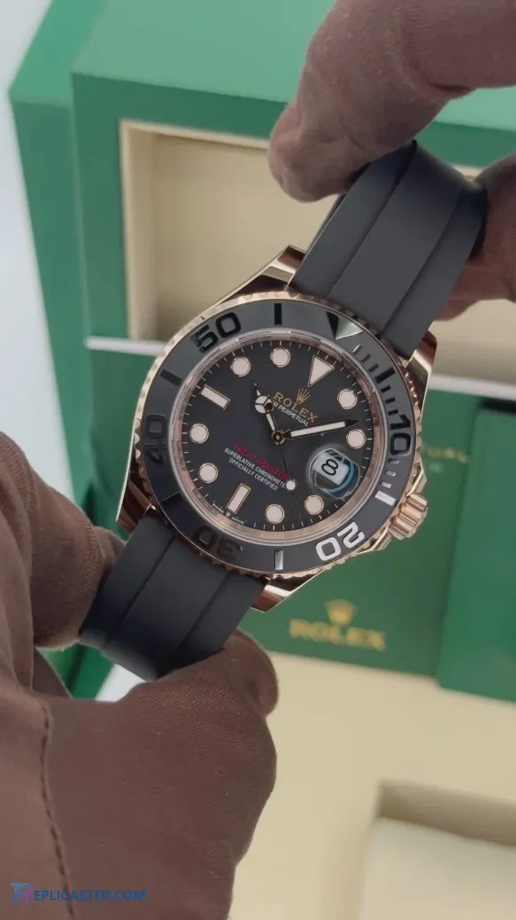 Yacht-Master 40mm black dial and markers