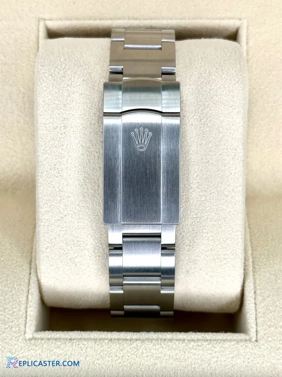Rolex Oyster Perpetual 36mm, case and bezel