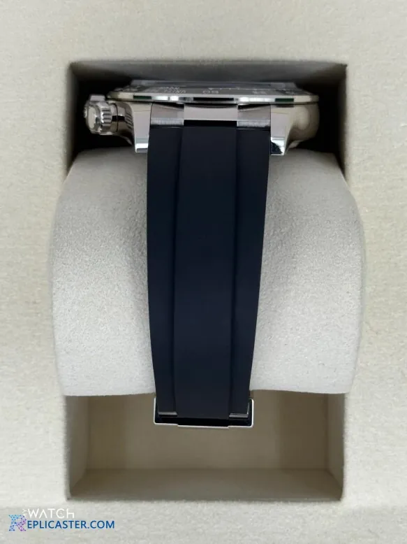Rolex Daytona 40mm Clone - Watch in presentation box