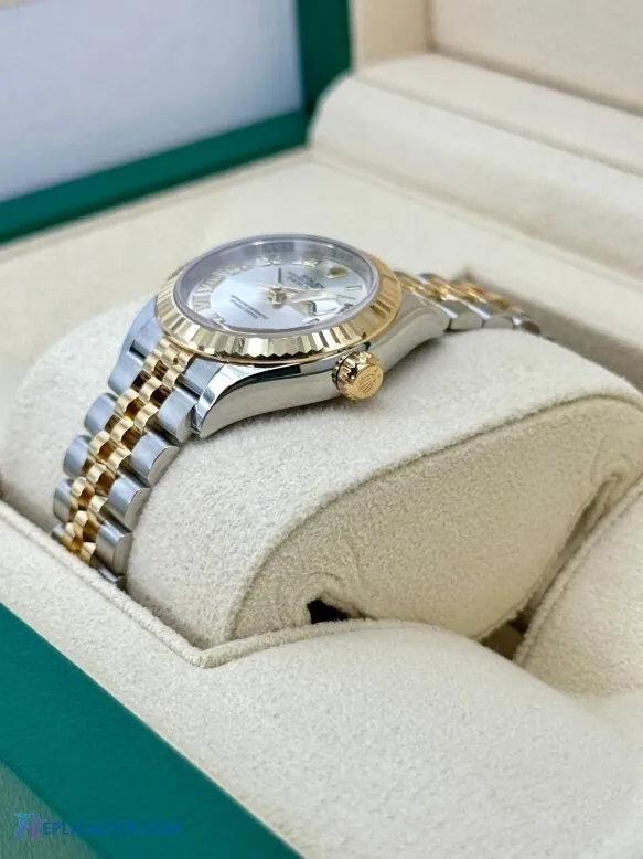 Rolex Datejust 28mm replica in box