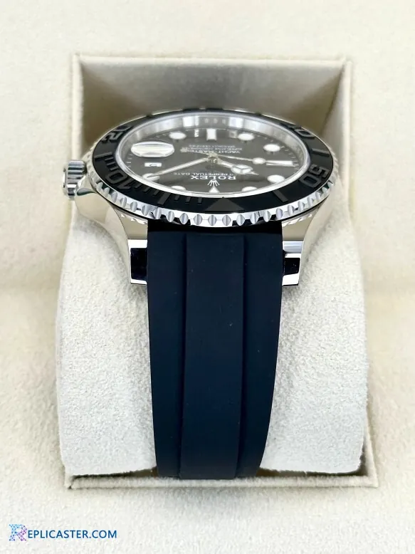 Yacht-Master 42 Triplock crown detail