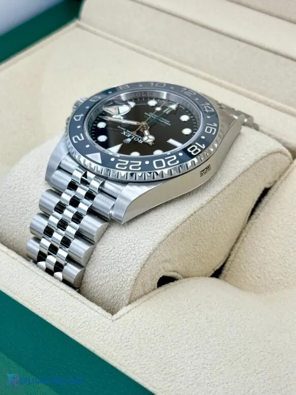 1:1 Clone Rolex GMT-Master II - Side Profile