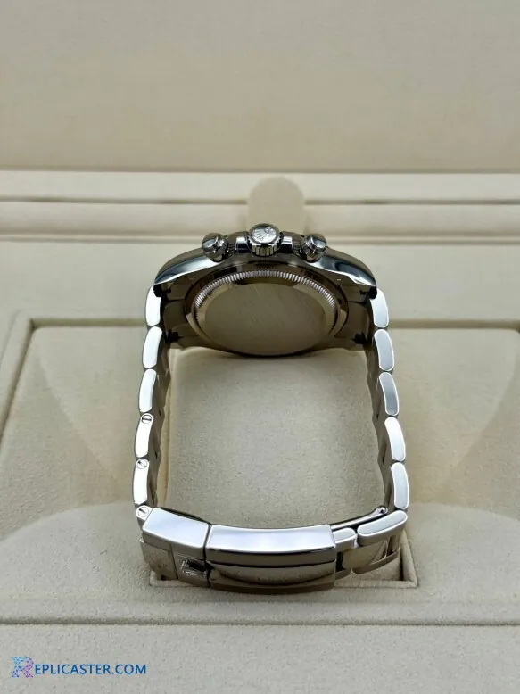 Rolex Daytona 40mm side view on cushion