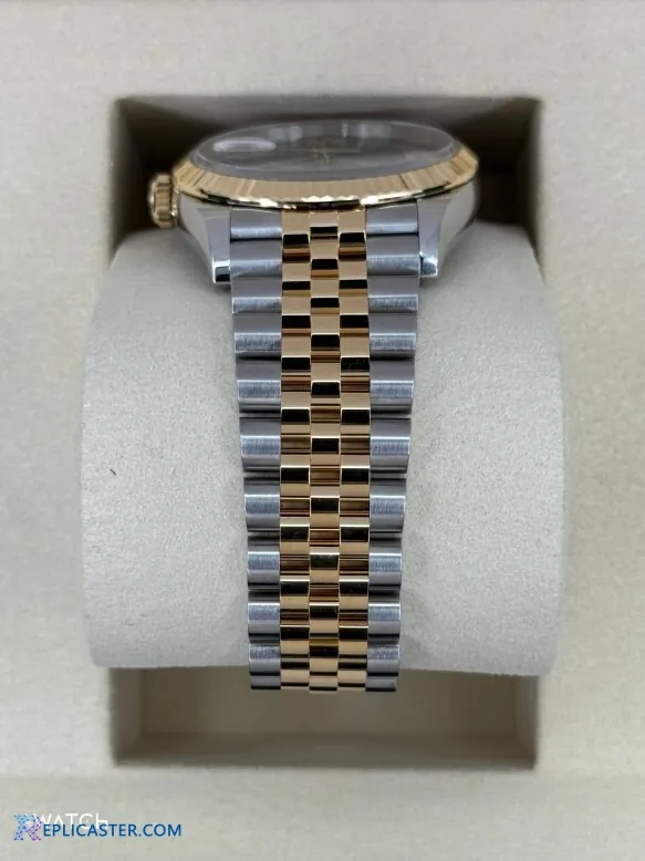 Datejust 36mm replica watch in presentation box