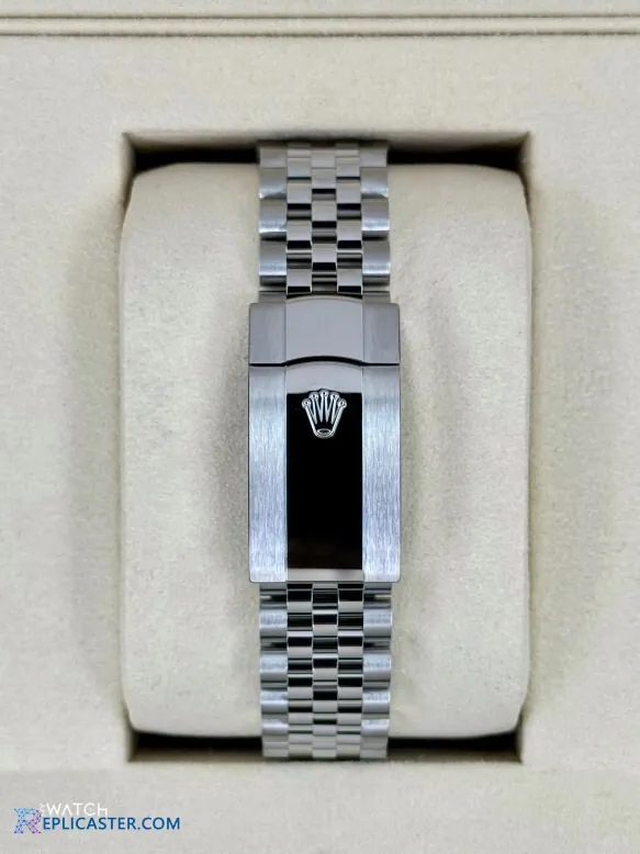 Datejust 41mm dial with date window