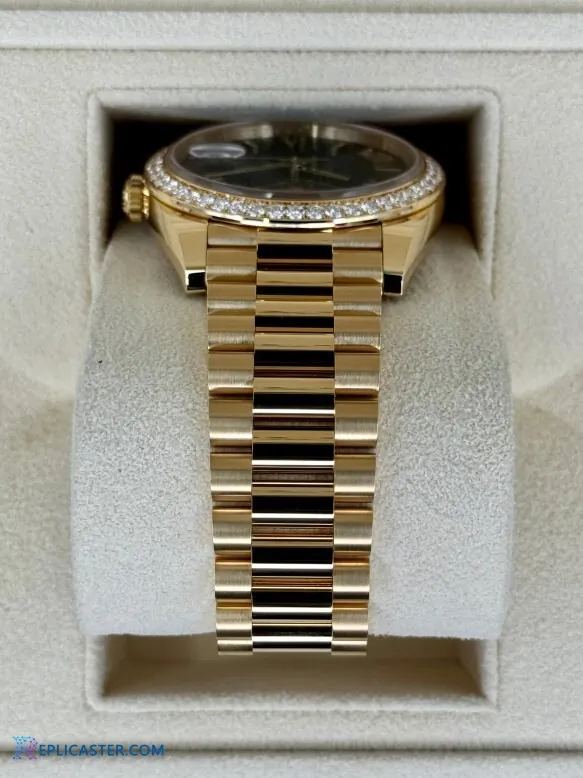 Rolex Day-Date 40mm crown detail
