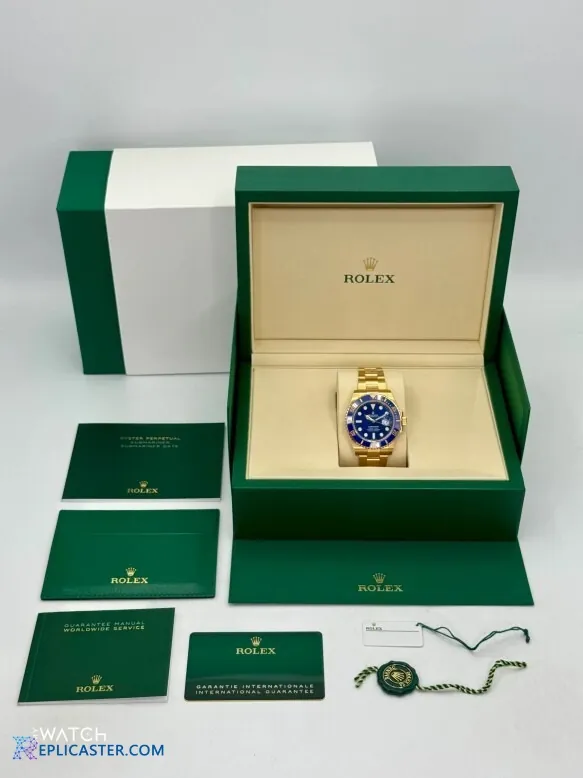 Submariner 41mm gold watch on wrist