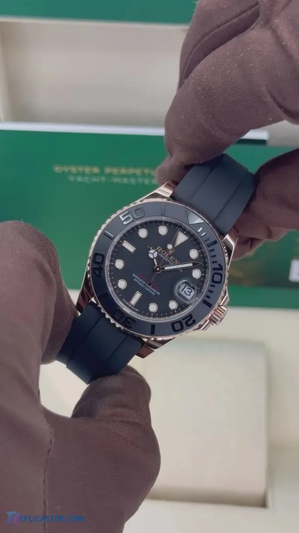 Yacht-Master 37mm angled view