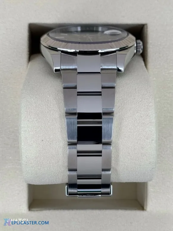 Datejust 41mm dial with date window