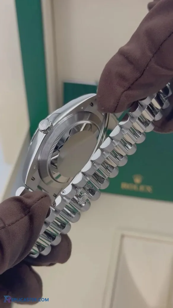 Replica Rolex Day-Date 40mm angled view
