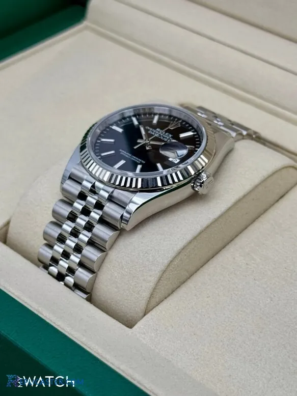 Datejust 36mm replica crown and case side view